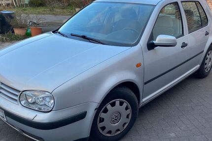 VW Golf 118.000 km 3.490 &euro; Sperenberg 15838