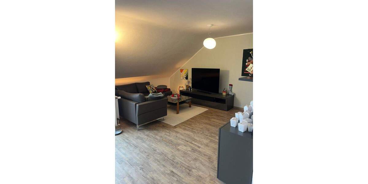 Ruhig gelegene 3-Zimmer-Wohnung mit Balkon und Stellplatz 3 zimmer