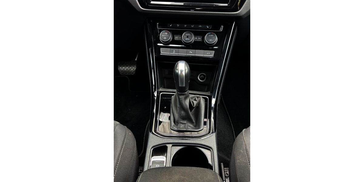 VW Touran 95.000 km 22.000 &euro; Lüdenscheid 58511