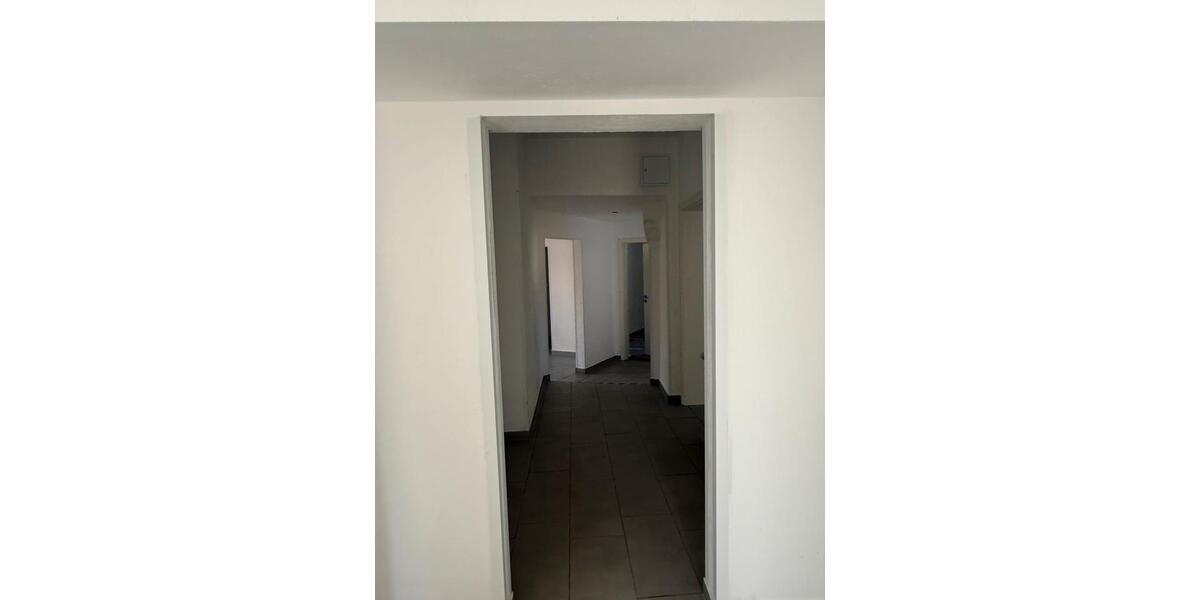 Mehrfamilienhaus, Wohnhaus Lübbecke - 14 Zimmer, 330 m&sup2;, 3.000&euro; | Angebot:26419249