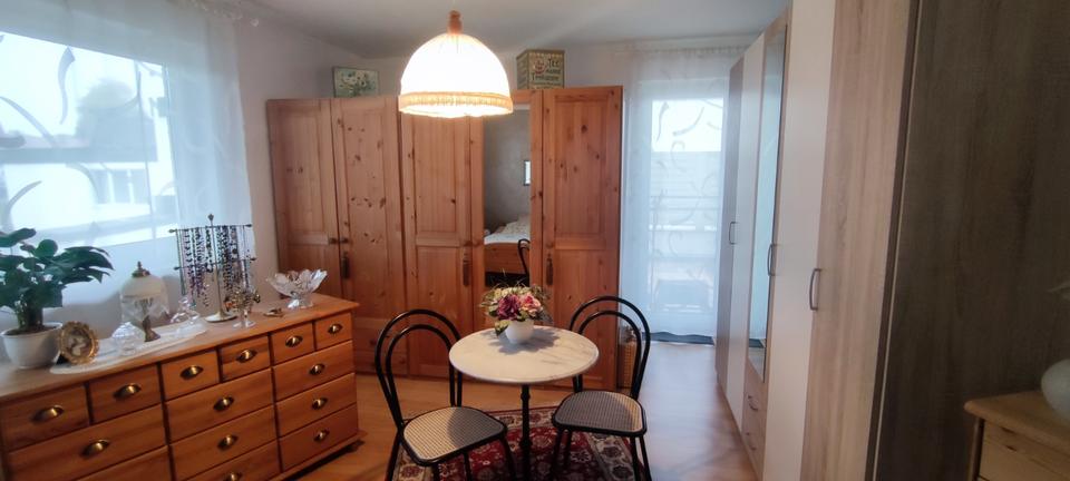 Etagenwohnung Grünberg - 3 Zimmer, 90 m&sup2;, 229.000&euro; | Angebot:24716036