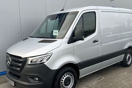Mercedes-Benz Sprinter 198.070 km 24.699 &euro; Berlin 13055
