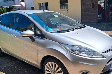 Ford Fiesta 200.000 km 2.800 &euro; Engen 78234