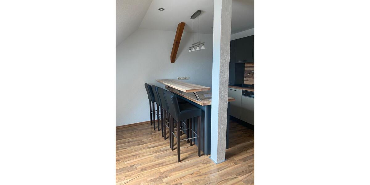 Dachgeschoßwohnung Falkenstein/Vogtland Vogtland - 3 Zimmer, 93 m&sup2;, 510&euro; | Angebot:26351415