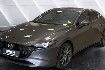 Mazda 3 13.230 km 24.490 &euro; Berlin 12683
