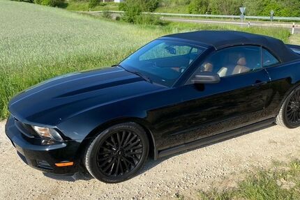 Ford Mustang 89.600 km 16.499 &euro; Gerolsbach 85302