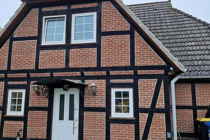 Haus Wriedel - 5 Zimmer, 170 m&sup2;, 1.500&euro; | Angebot:26564678