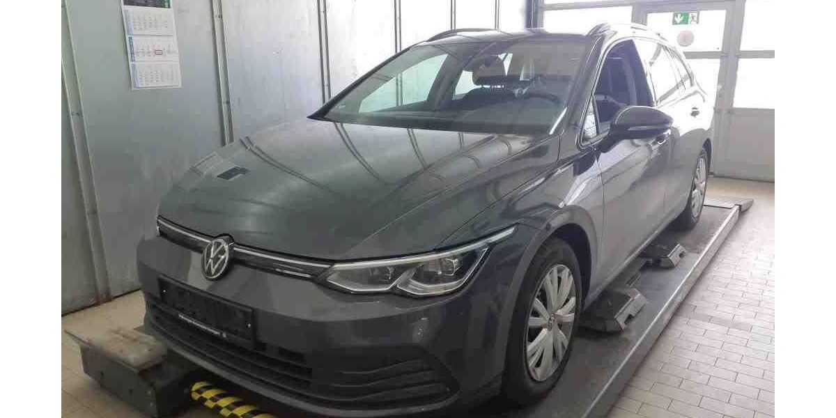 VW Golf 22.400 km 23.588 &euro; Niesky 02906