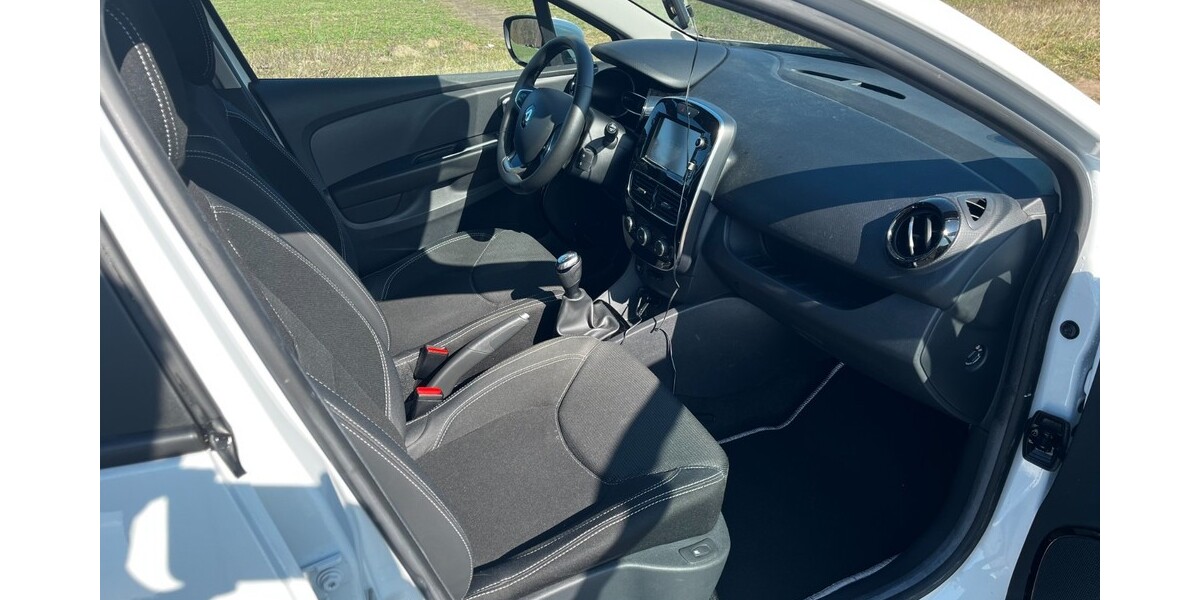 Renault Clio IV 31.226 km 9.960 &euro; Berlin 10178