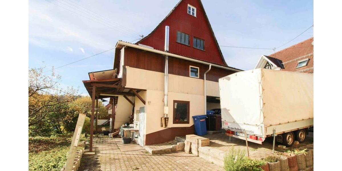 Einfamilienhaus Horb am Neckar Grünmettstetten - 9 Zimmer, 275.000&euro; | Angebot:26275929