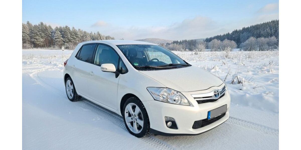 Toyota Auris 146.500 km 8.500 &euro; Blumenthal 24241
