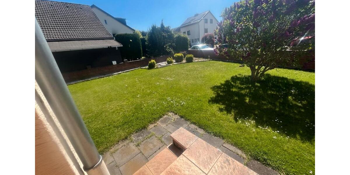 Erdgeschoßwohnung Rheinbach - 3 Zimmer, 100 m&sup2;, 1.200&euro; | Angebot:26311912