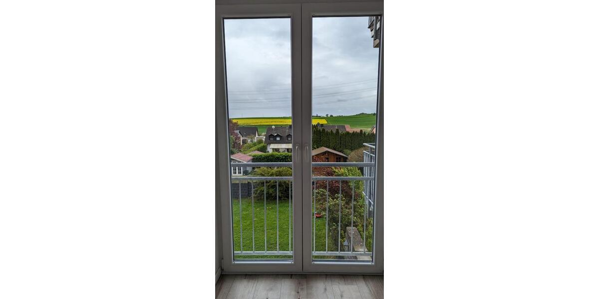 Erdgeschoßwohnung Newel - 2.5 Zimmer, 77 m&sup2;, 1.200&euro; | Angebot:24831980