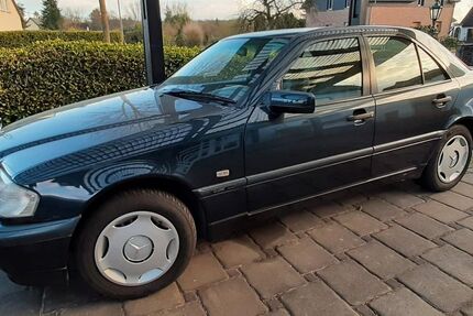 Mercedes-Benz C 180 115.000 km 7.200 &euro; Buchholz 53567