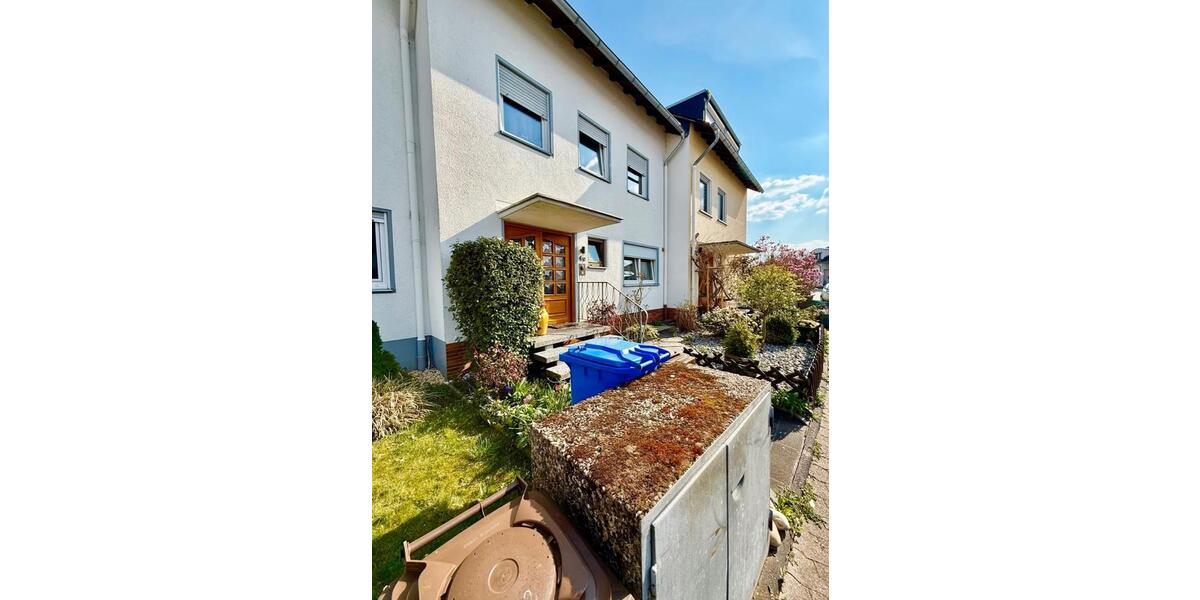 Reihenhaus Koblenz Lay - 7 Zimmer, 152 m&sup2;, 520.000&euro; | Angebot:26656358