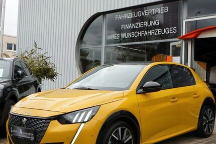 Peugeot 208 80.000 km 17.900 &euro; Gundelfingen /Freiburg 79194