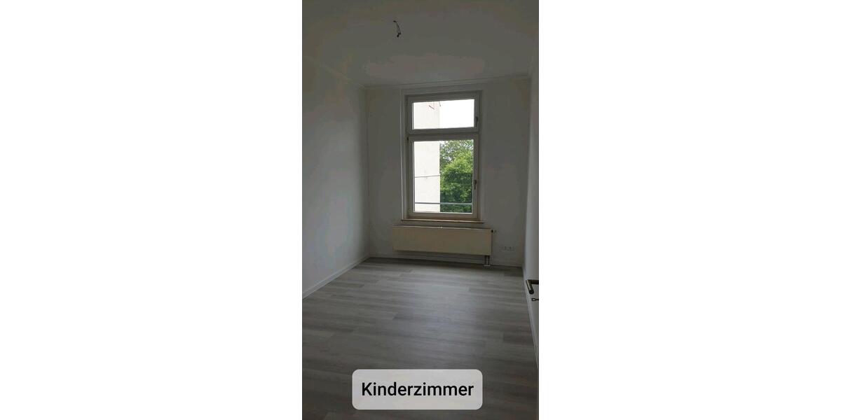 Etagenwohnung Plauen - 3 Zimmer, 81 m&sup2;, 80.000&euro; | Angebot:27083988