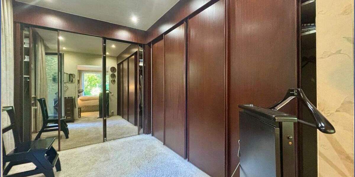 Etagenwohnung Mülheim an der Ruhr Holthausen - 4 Zimmer, 151 m&sup2;, 449.000&euro; | Angebot:24596297