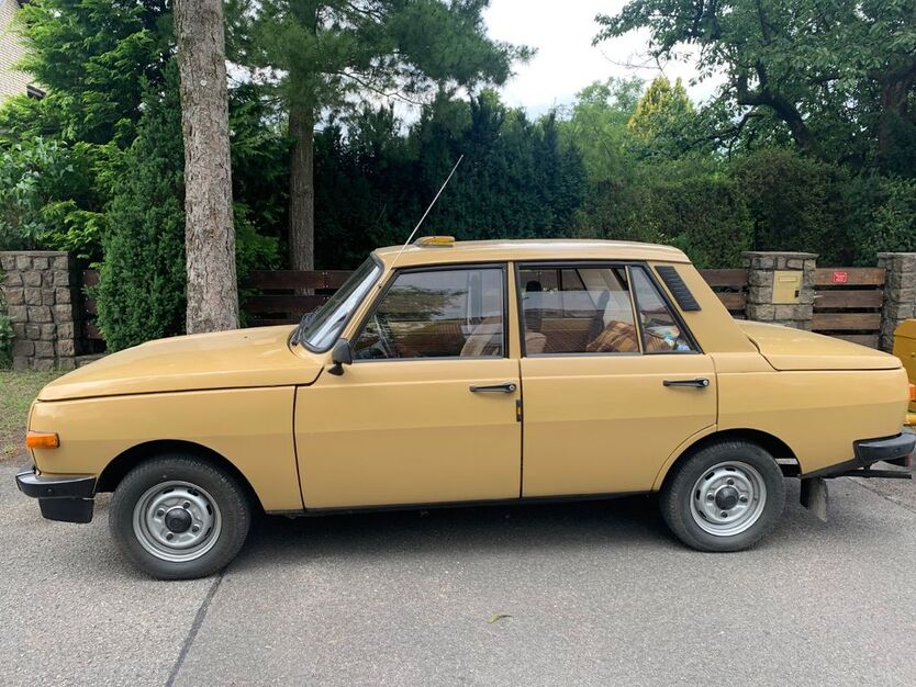 Wartburg 353 79.500 km 6.000 € Berlin 14050