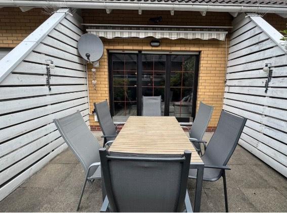 Reihenhaus Varel - 4 Zimmer, 60 m&sup2;, 299.000&euro; | Angebot:27092841