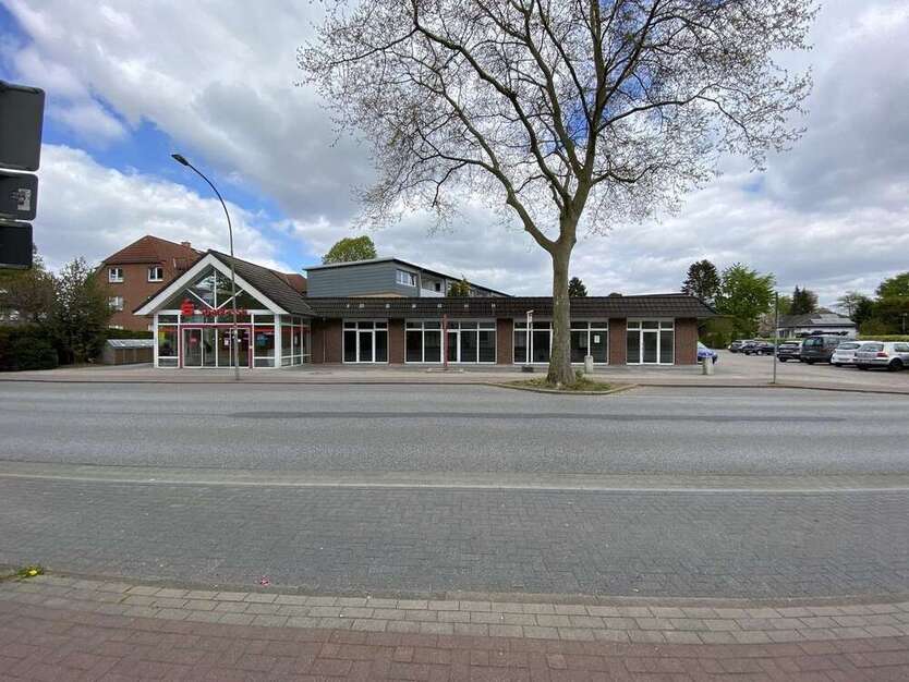 Einzelhandel in Tostedt 4.950 € 342 m²