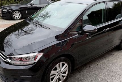 VW Touran 90.000 km 19.980 &euro; München 81827