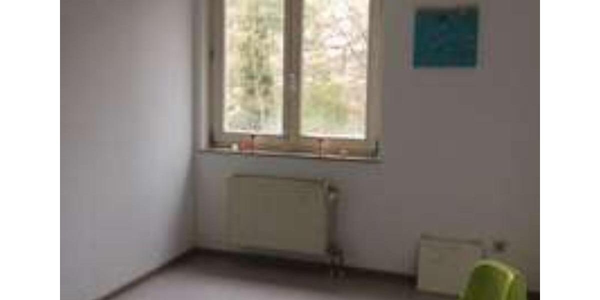 Etagenwohnung Altena - 2 Zimmer, 82 m&sup2;, 332&euro; | Angebot:24726858