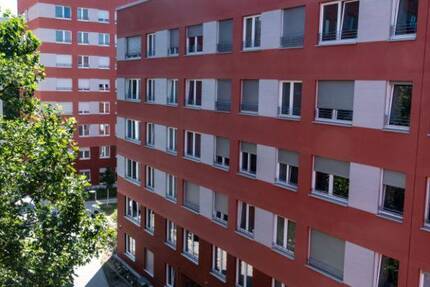 Wohnung Frankfurt am Main Schwanheim - 2 Zimmer, 54 m&sup2;, 1.100&euro; | Angebot:26658302