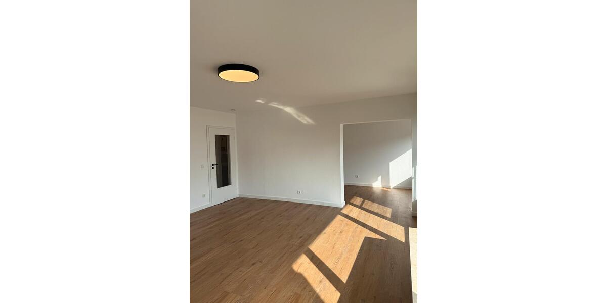 Etagenwohnung Siegen - 2 Zimmer, 72 m&sup2;, 169.000&euro; | Angebot:26426899