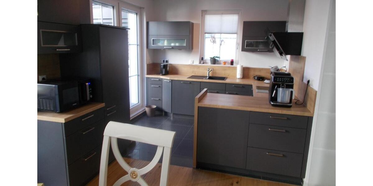 Doppelhaushälfte Gilching - 7 Zimmer, 137 m&sup2;, 2.750&euro; | Angebot:24889916