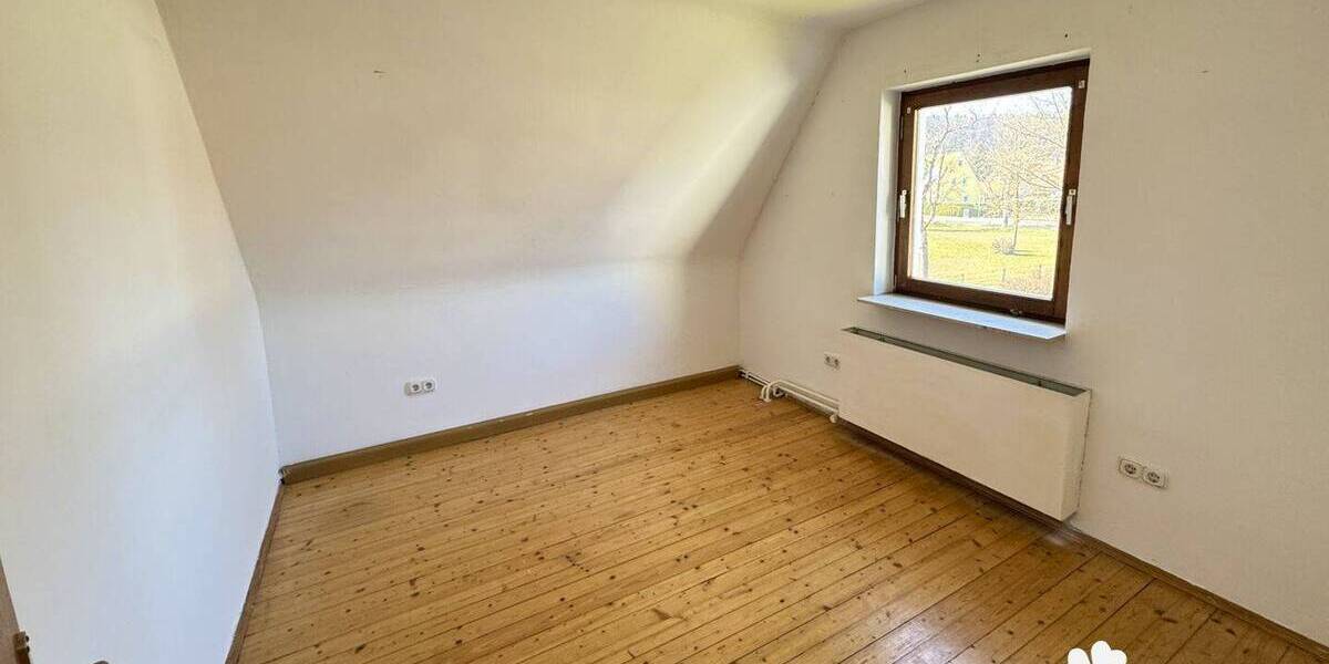 Einfamilienhaus Erlenbach am Main Erlenbach - 7 Zimmer, 134 m&sup2;, 355.000&euro; | Angebot:26725049