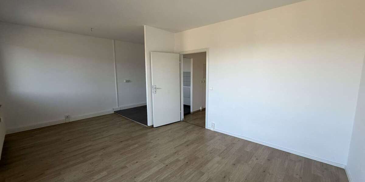 Etagenwohnung Jessen (Elster) - 2 Zimmer, 50 m&sup2;, 350&euro; | Angebot:25378209