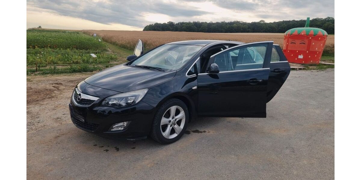 Opel Astra 99.682 km 8.999 &euro; Bad Rothenfelde 49214