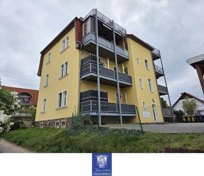 Gemütliche Wohnung mit Balkon in schöner Lage! 3 zimmer