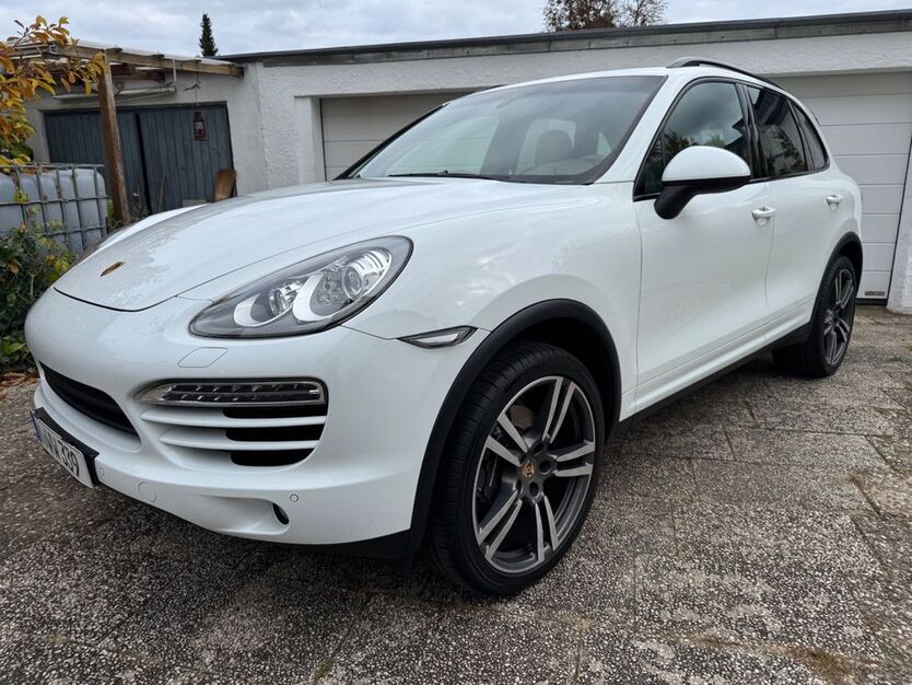 Porsche Cayenne 150.000 km 25.499 € Nürnberg 90453