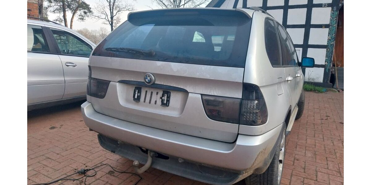 BMW X5 207.000 km 4.500 &euro; Petershagen 32469