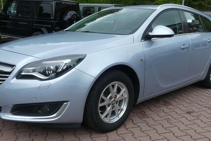 Opel Insignia 108.450 km 7.990 &euro; Schneeberg 08289