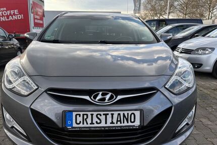 Hyundai i40 147.000 km 6.300 &euro; Köln 51107