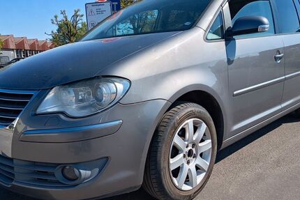 VW Touran 286.400 km 2.400 &euro; Lahr-Langenwinkel 77933