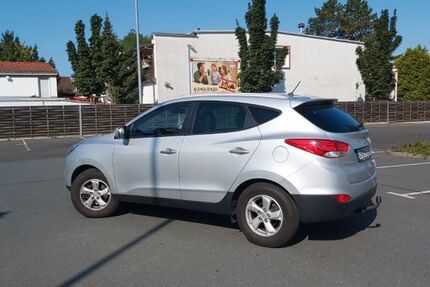 Hyundai ix35 144.000 km 6.200 &euro; Offenbach am Main 63075