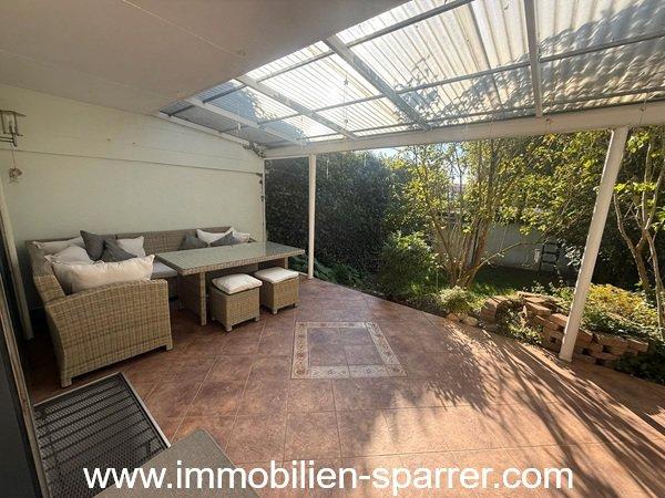 Reihenhaus Weiden in der Oberpfalz - 7 Zimmer, 148 m&sup2;, 2.000&euro; | Angebot:26089240