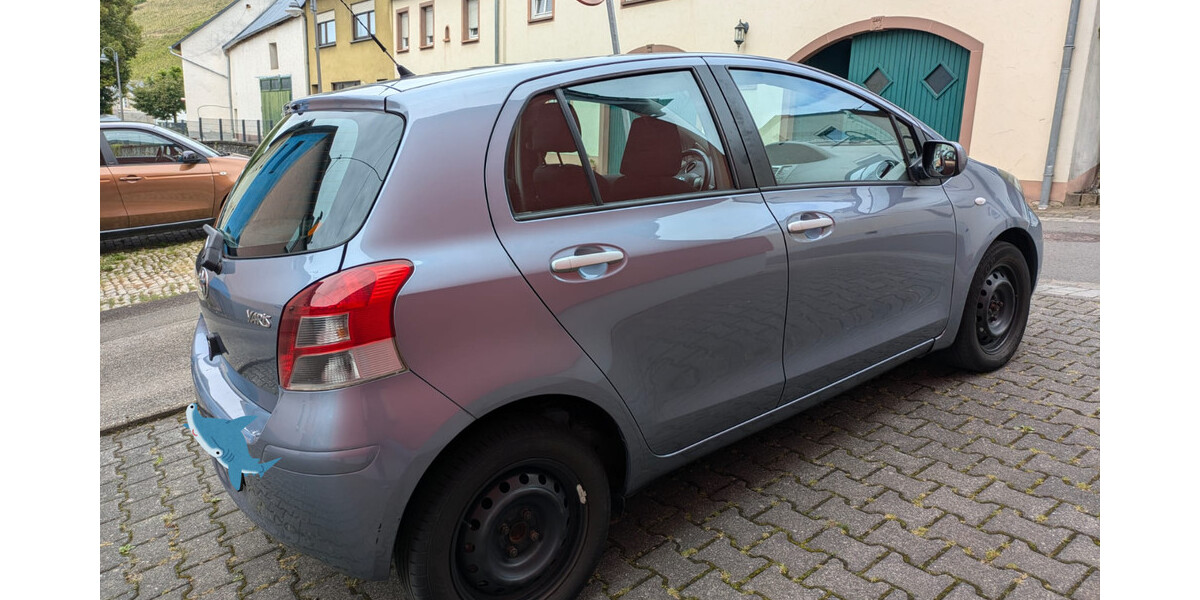 Toyota Yaris 140.000 km 5.300 € Waldrach 54320