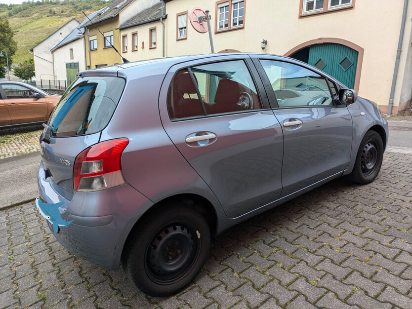 Toyota Yaris 140.000 km 5.300 € Waldrach 54320