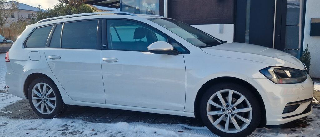 VW Golf 92.000 km 15.500 &euro; Rosdorf 37124