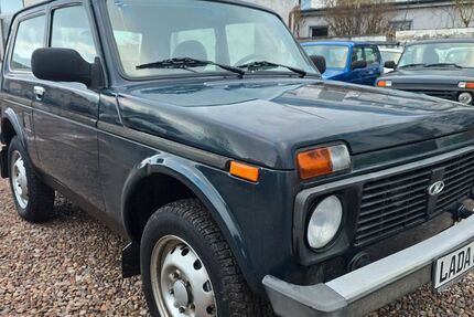 Lada Taiga 46.000 km 6.999 &euro; Waltershausen 99880