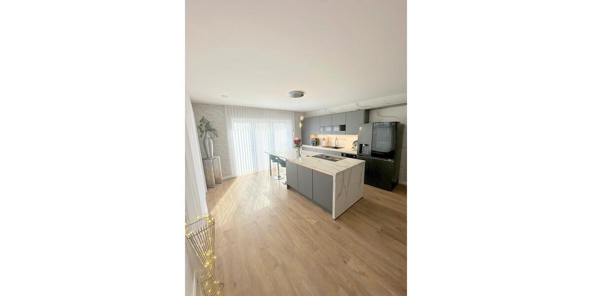 Doppelhaushälfte Emden - 6 Zimmer, 239 m&sup2;, 2.350&euro; | Angebot:26249360