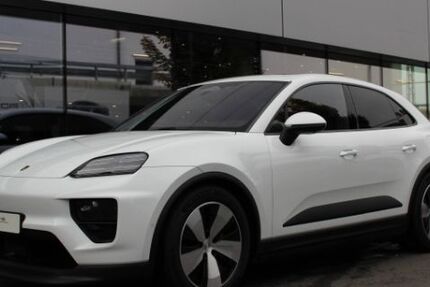 Porsche Macan 9.900 km 94.900 &euro; Wiesbaden 65187