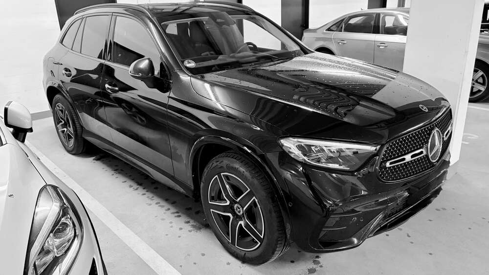 Mercedes-Benz GLC 300 37.300 km 51.900 &euro; Bremen, Stadt 28757