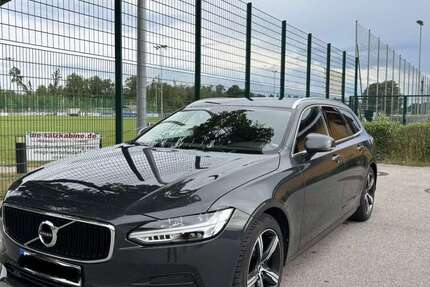 Volvo V90 73.800 km 24.990 &euro; Kastl 84556
