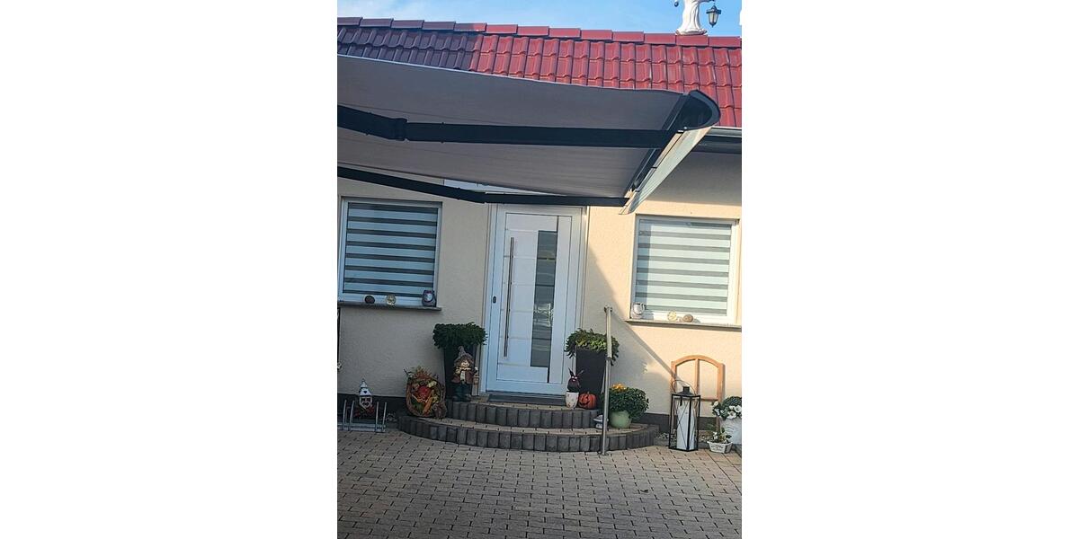 98 Quadratmeter Mietfläche zum Teilen Psychologe, Physiologie us zimmer